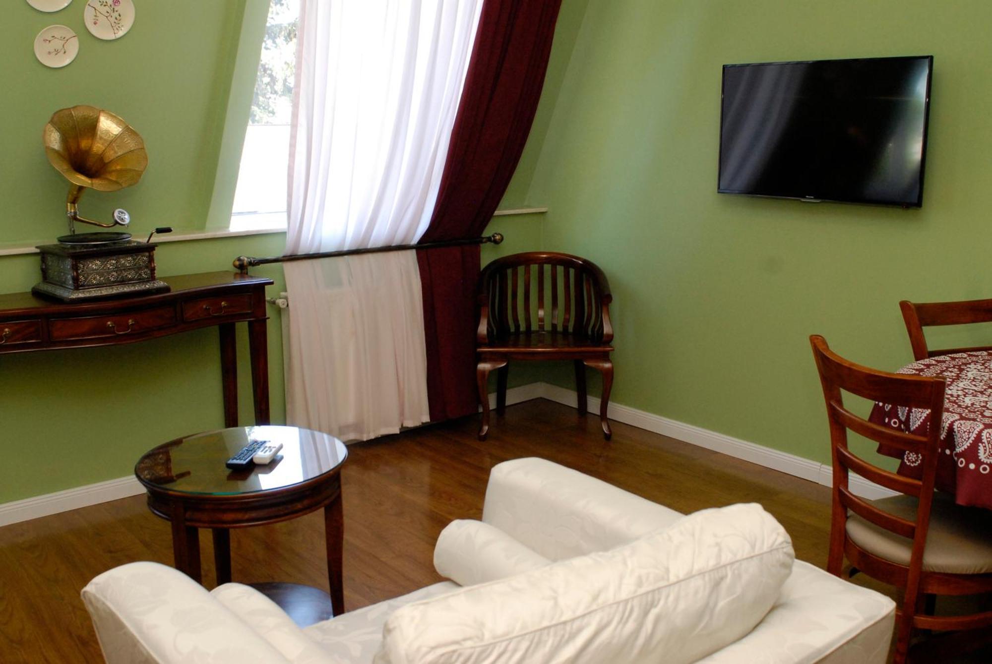 Prestige Palace - Esquisse Hotel Тбилиси Екстериор снимка