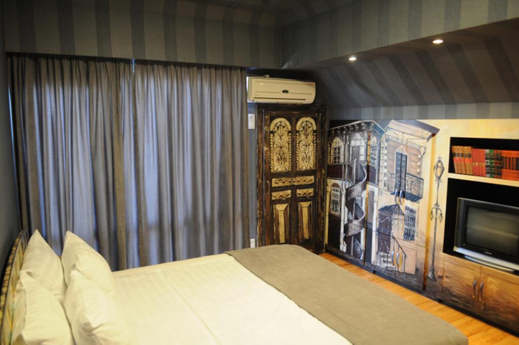Prestige Palace - Esquisse Hotel Тбилиси Екстериор снимка